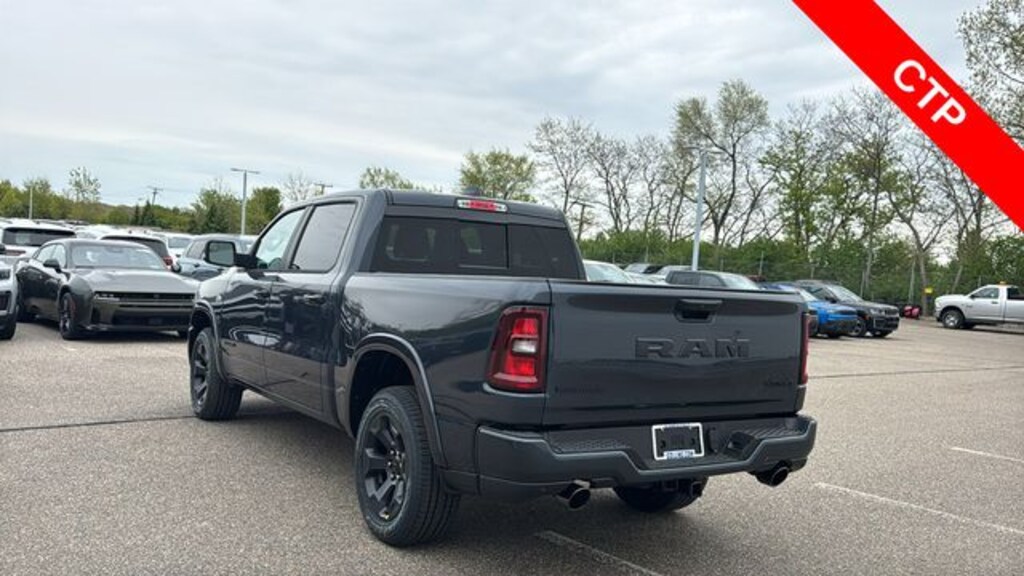 New 2026 Ram 1500 BIG HORN CREW CAB 4X4 5'7 BOX Pickup