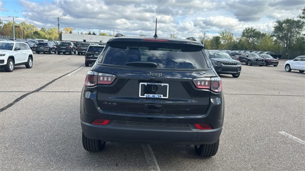 New 2026 Jeep Compass Limited Sport Utility