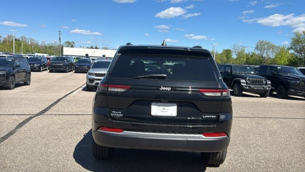 New 2026 Jeep Grand Cherokee LIMITED 4X4 Sport Utility