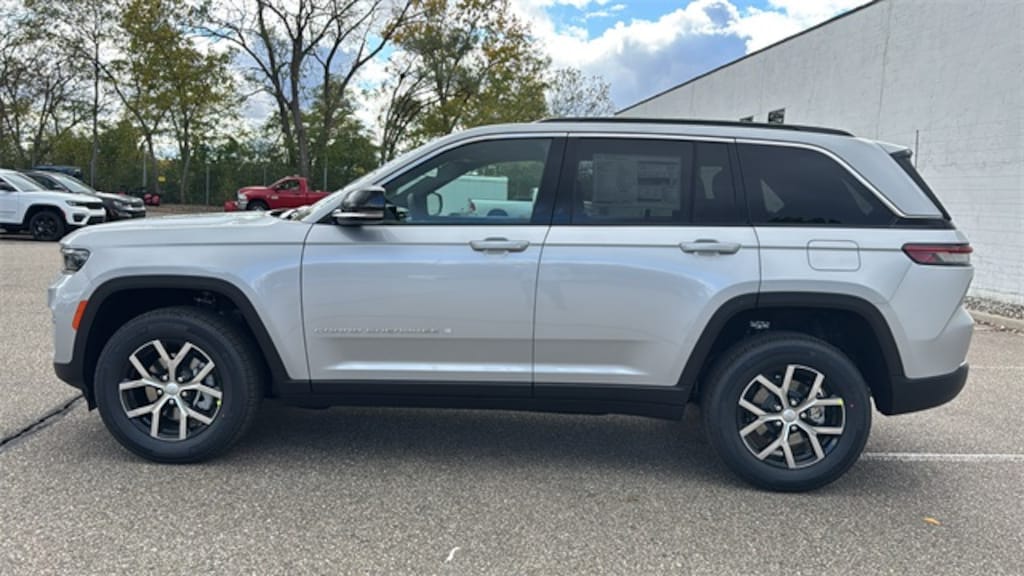 New 2025 Jeep Grand Cherokee Limited Sport Utility