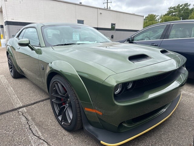 2023 Dodge Challenger SRT8 Hellcat Widebody photo 4