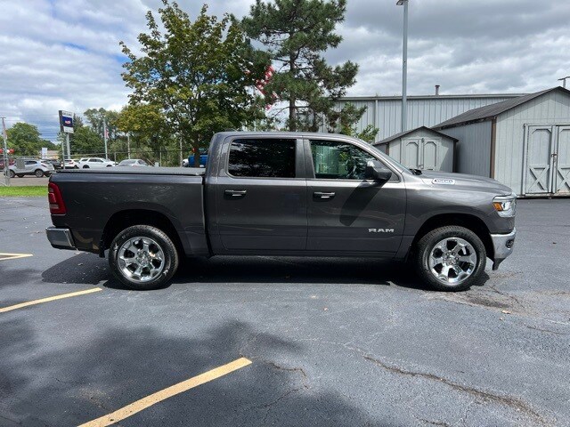 2021 Ram 1500 Big Horn Lone Star photo 3