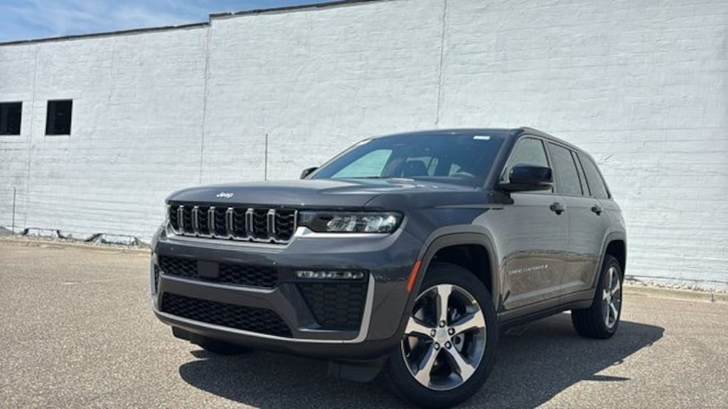 New 2026 Jeep Grand Cherokee LIMITED 4X4 Sport Utility