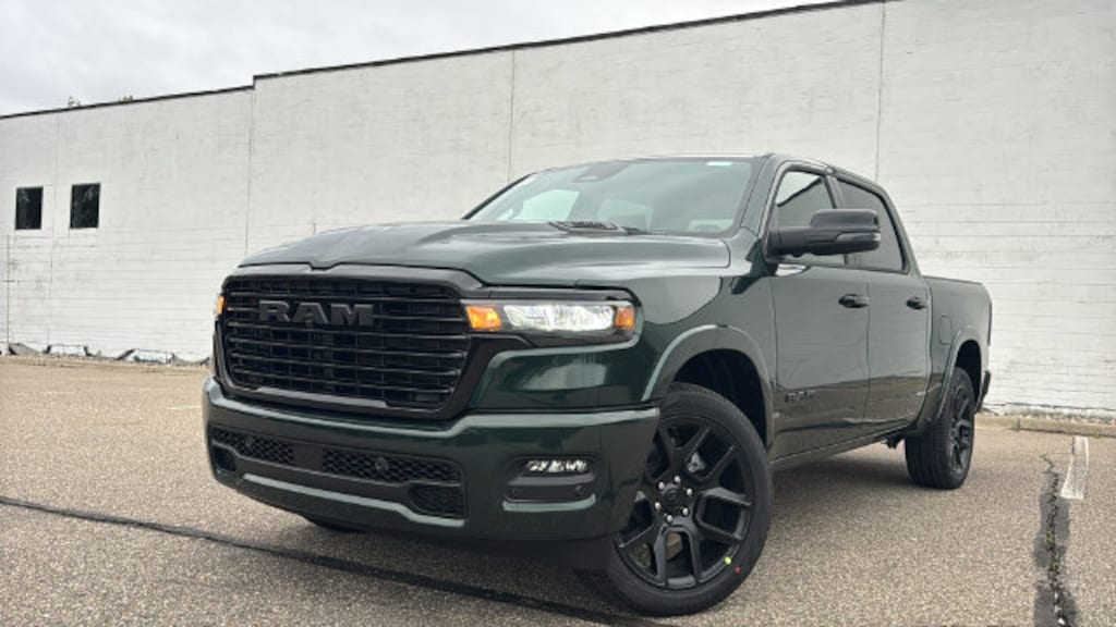New 2026 Ram 1500 LARAMIE CREW CAB 4X4 5'7 BOX Pickup