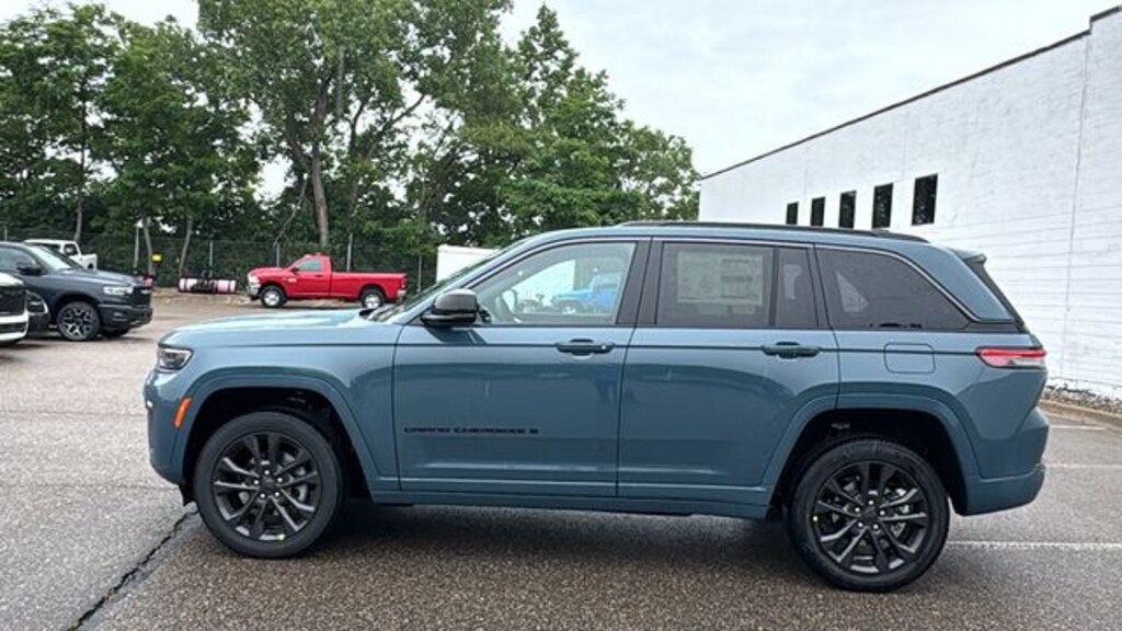 New 2026 Jeep Grand Cherokee LIMITED RESERVE 4X4 Sport Utility
