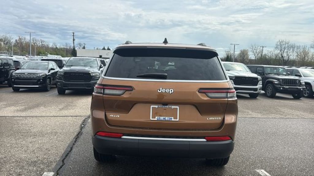 New 2026 Jeep Grand Cherokee L LIMITED 4X4 Sport Utility