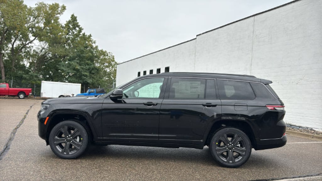 New 2027 Jeep Grand Cherokee L 3 Row LIMITED 4X4 Sport Utility
