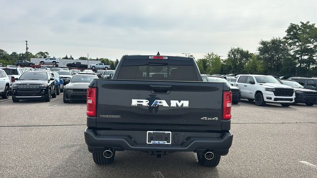 New 2027 Ram 1500 BIG HORN CREW CAB 4X4 5'7 BOX Pickup