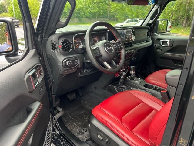 2024 Jeep Wrangler 4-Door Rubicon 392 - Photo 16