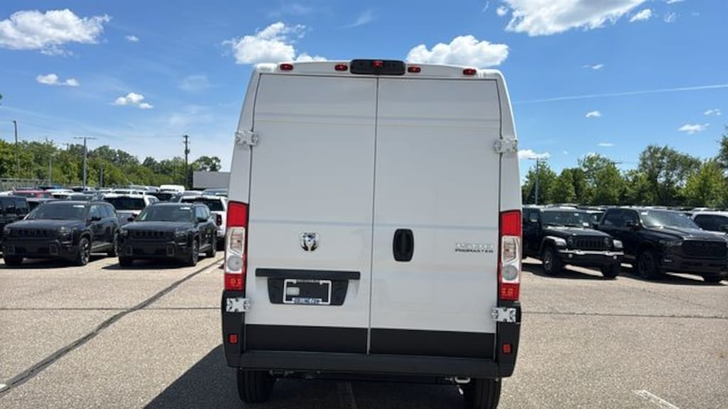 New 2026 Ram ProMaster PROMASTER 1500 TRADESMAN CARGO VAN HIGH ROOF 136' Cargo Van