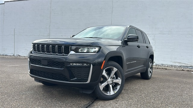 2026 Jeep Grand Cherokee Limited's photo