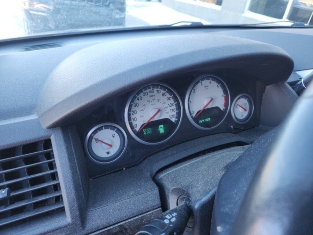 Used 2009 Dodge Grand Caravan SXT Minivan/Van