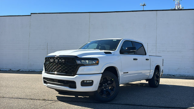 2027 Ram 1500 BIG HORN CREW CAB 4X4 5'7 BOX Pickup