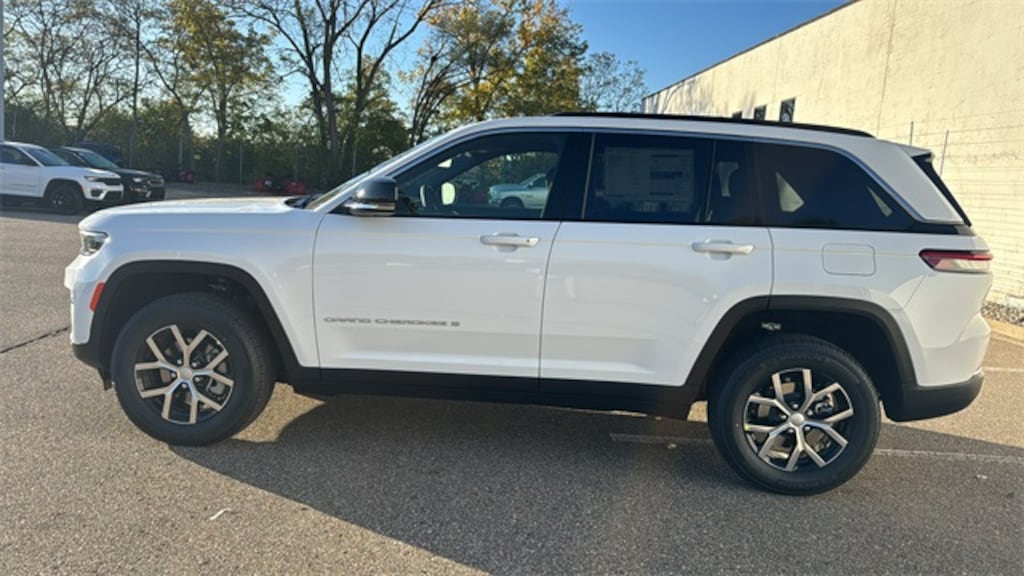 New 2025 Jeep Grand Cherokee Limited Sport Utility