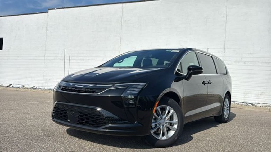 New 2027 Chrysler Pacifica SELECT Passenger Van