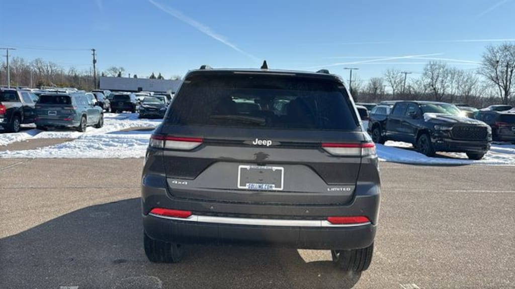 New 2026 Jeep Grand Cherokee LIMITED 4X4 Sport Utility
