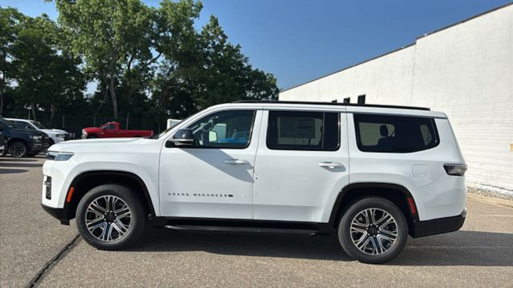 New 2026 Jeep Grand Wagoneer 4X4 Sport Utility