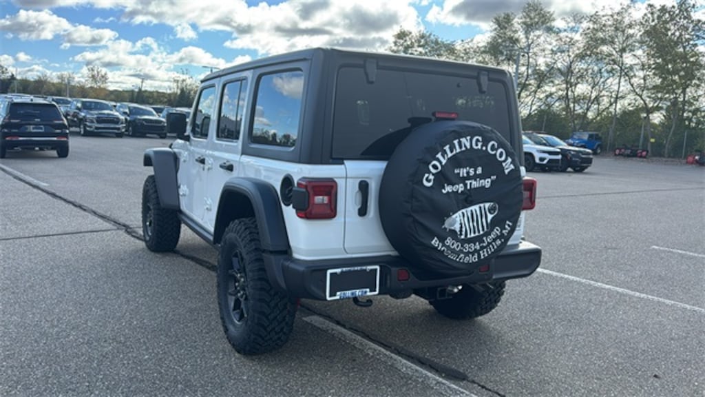 New 2026 Jeep Wrangler Sport Sport Utility