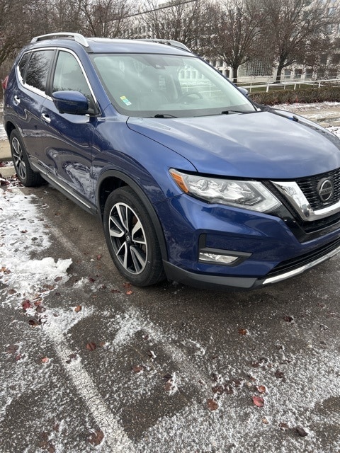 2019 Nissan Rogue SL's photo