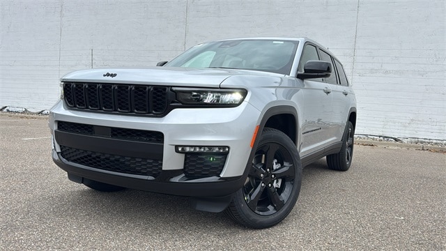 2025 Jeep Grand Cherokee L Limited's photo