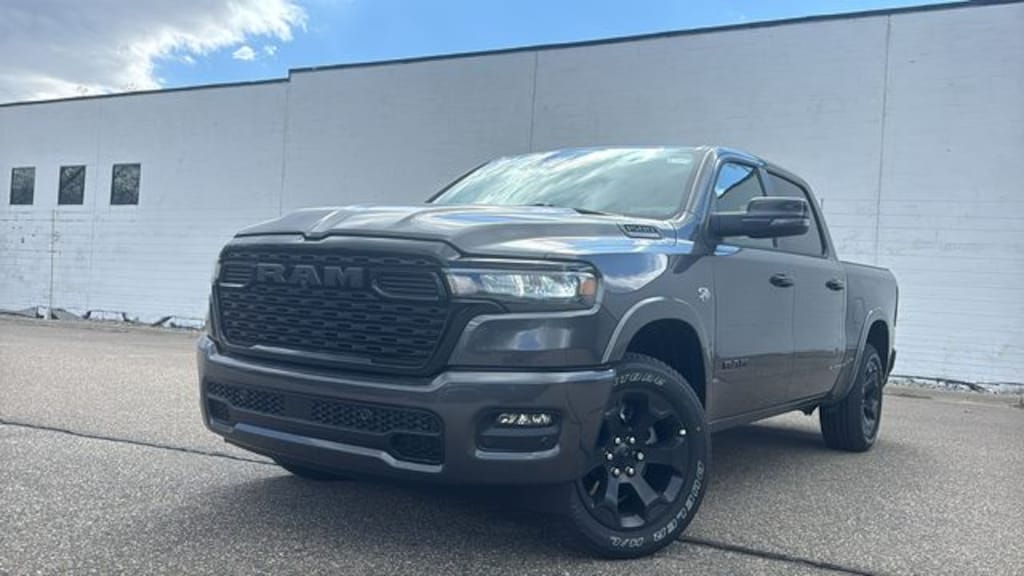 New 2026 Ram 1500 BIG HORN CREW CAB 4X4 5'7 BOX Pickup