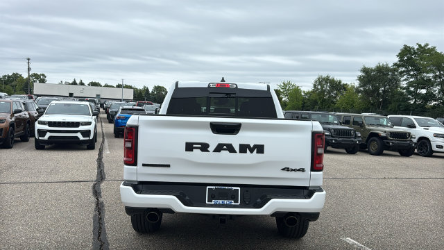 New 2027 Ram 1500 BIG HORN CREW CAB 4X4 5'7 BOX Pickup