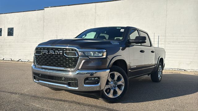 2026 Ram 1500 BIG HORN CREW CAB 4X4 5'7 BOX Pickup