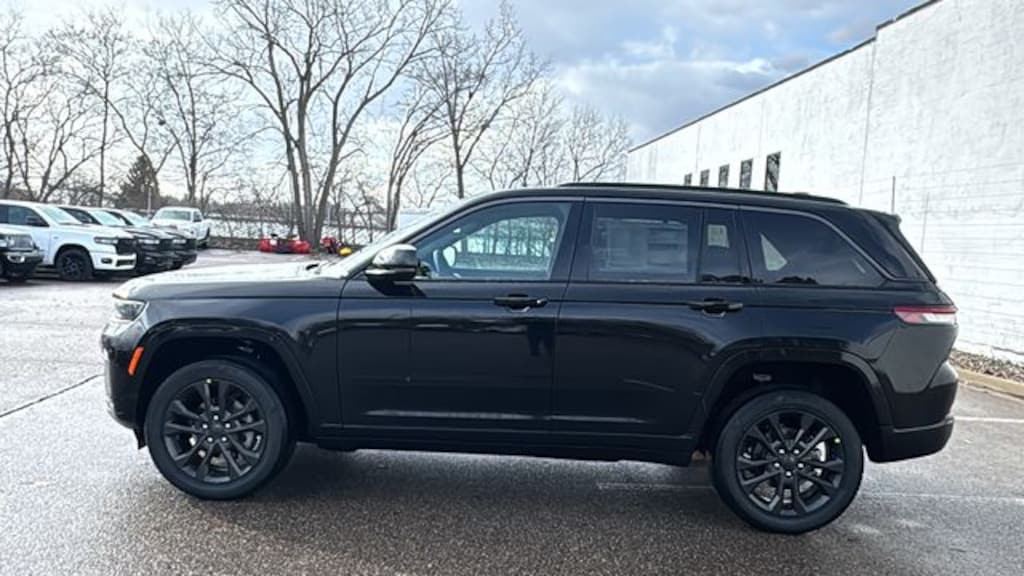 New 2026 Jeep Grand Cherokee LIMITED RESERVE 4X4 Sport Utility