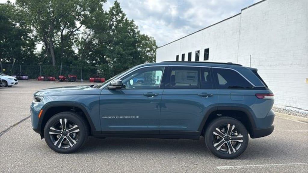 New 2027 Jeep Grand Cherokee Limited Sport Utility