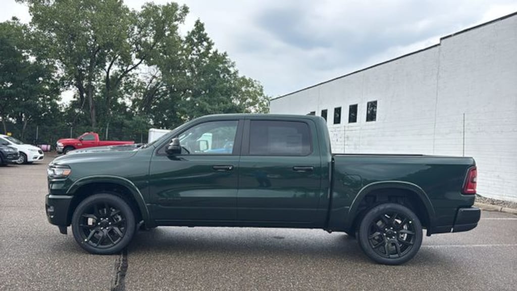 New 2027 Ram 1500 LARAMIE CREW CAB 4X4 5'7 BOX Pickup