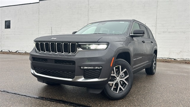 2025 Jeep Grand Cherokee L Limited's photo