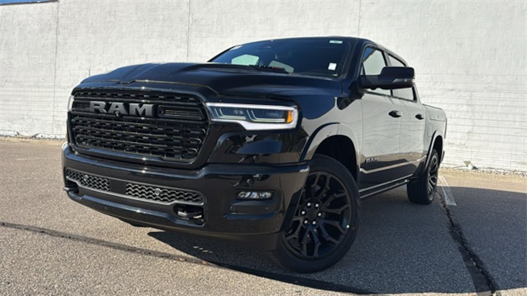 New 2026 Ram 1500 LIMITED CREW CAB 4X4 5'7 BOX Pickup