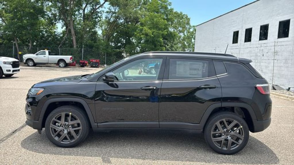 New 2026 Jeep Compass LIMITED ALTITUDE 4X4 Sport Utility