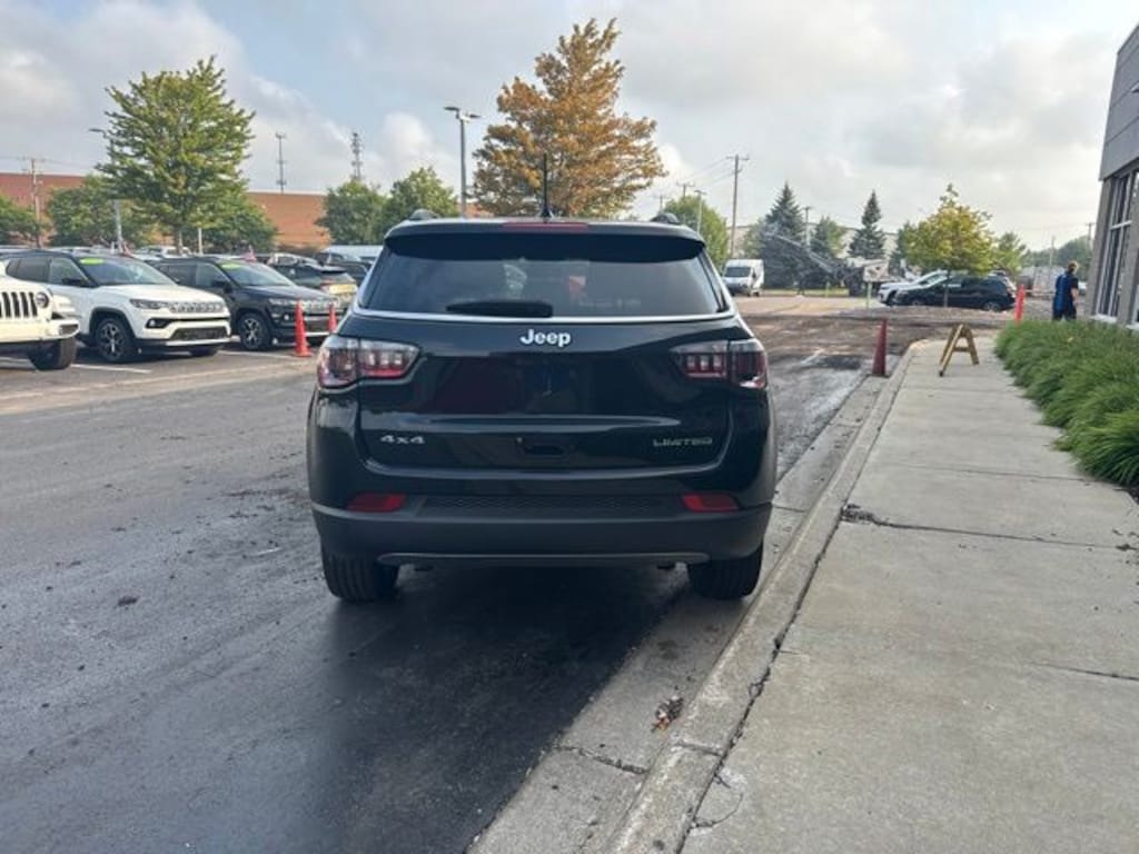 Certified 2024 Jeep Compass Limited SUV