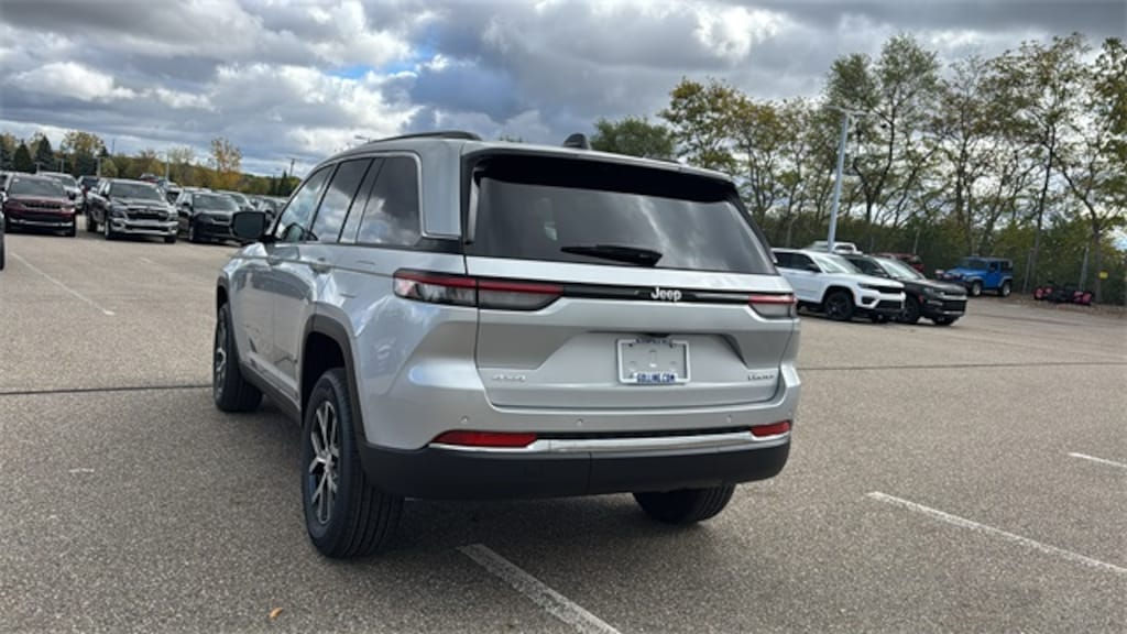 New 2025 Jeep Grand Cherokee Limited Sport Utility
