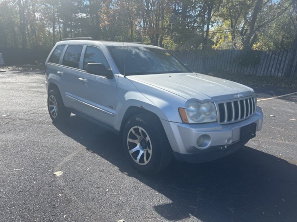 Used 2006 Jeep Grand Cherokee Laredo SUV