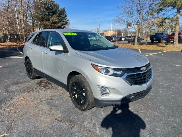 2019 Chevrolet Equinox LT photo 4
