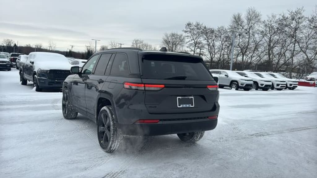 New 2026 Jeep Grand Cherokee LIMITED 4X4 Sport Utility