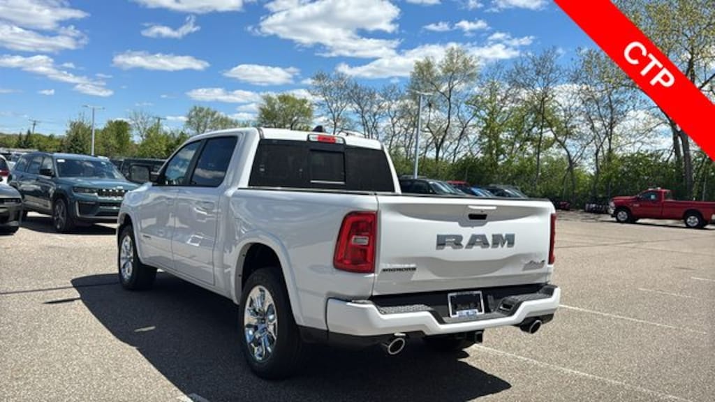 New 2026 Ram 1500 BIG HORN CREW CAB 4X4 5'7 BOX Pickup