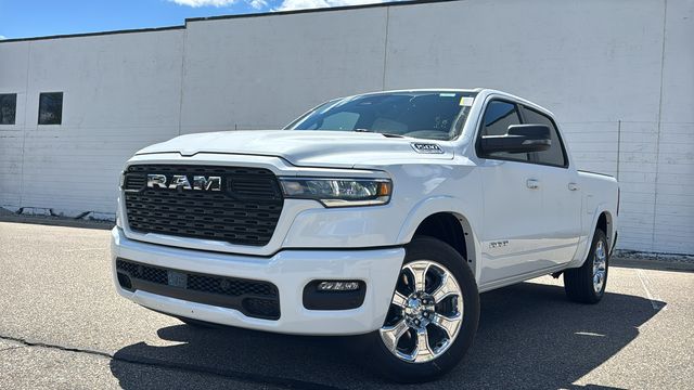 2026 RAM 1500 Big Horn/Lone Star 4x4 Crew Cab 5'7's photo