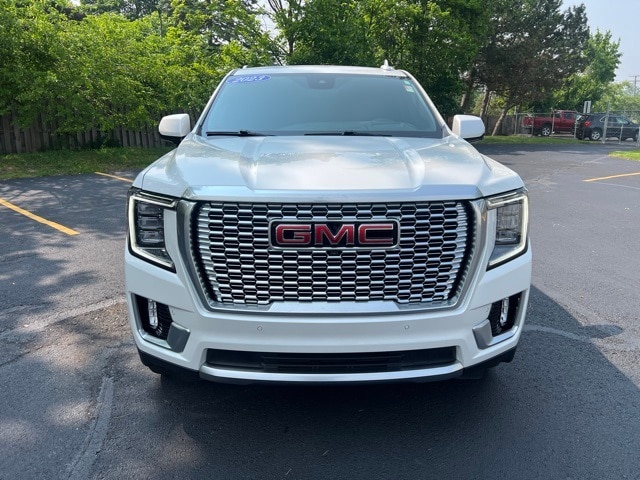 Used 2023 GMC Yukon XL Denali with VIN 1GKS2JKL7PR519606 for sale in Bloomfield, MI