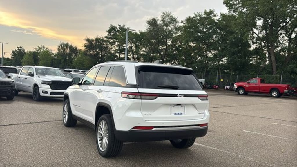 New 2027 Jeep Grand Cherokee Limited Sport Utility