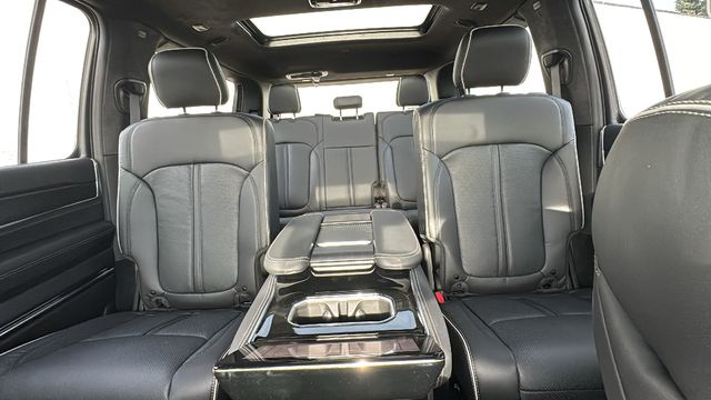 2025 Jeep Grand Wagoneer Series II - Photo 30