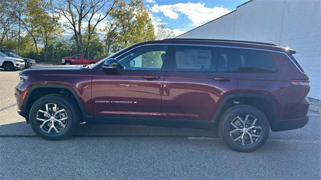 New 2025 Jeep Grand Cherokee L Limited Sport Utility