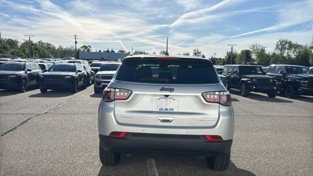 New 2026 Jeep Compass LIMITED 4X4 Sport Utility
