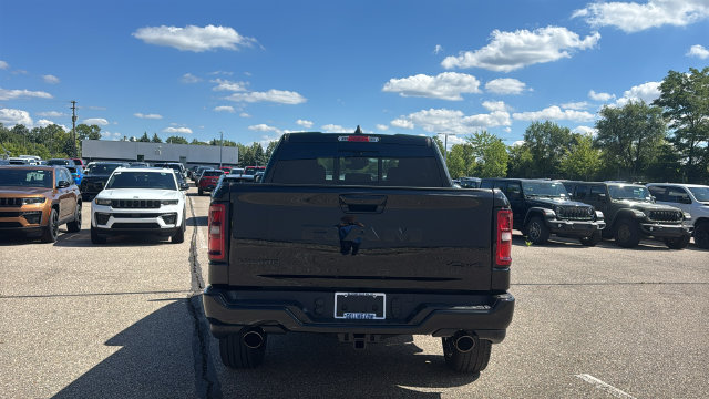 New 2027 Ram 1500 LARAMIE CREW CAB 4X4 5'7 BOX Pickup