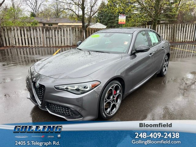2024 Alfa Romeo Giulia Veloce AWD's photo