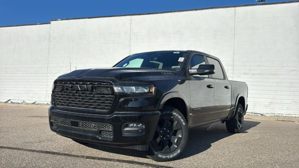 New 2026 Ram 1500 BIG HORN CREW CAB 4X4 5'7 BOX Pickup
