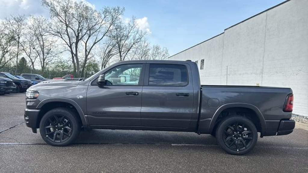 New 2026 Ram 1500 LARAMIE CREW CAB 4X4 5'7 BOX Pickup