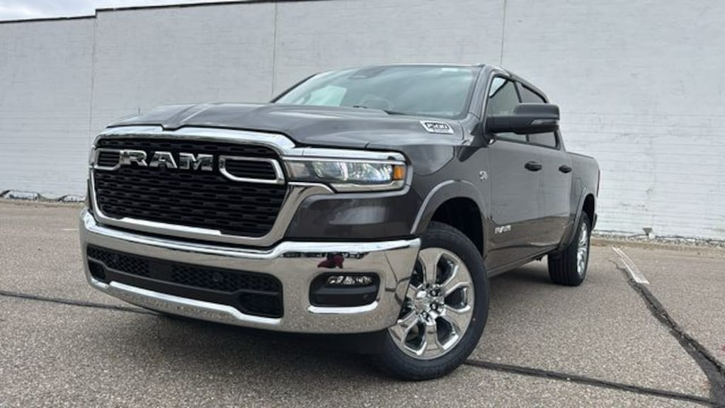 New 2026 Ram 1500 BIG HORN CREW CAB 4X4 5'7 BOX Pickup